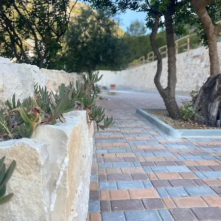 Le Dimore Di Mariuccia Relax & Гостевой дом Монте-Сант'Анджело