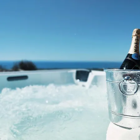 Le Dimore Di Mariuccia Relax & بيت ضيافة Monte SantʼAngelo