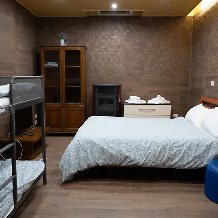 Le Dimore Di Mariuccia Relax & بيت ضيافة Monte SantʼAngelo
