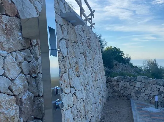 Le Dimore Di Mariuccia Relax & بيت ضيافة Monte SantʼAngelo